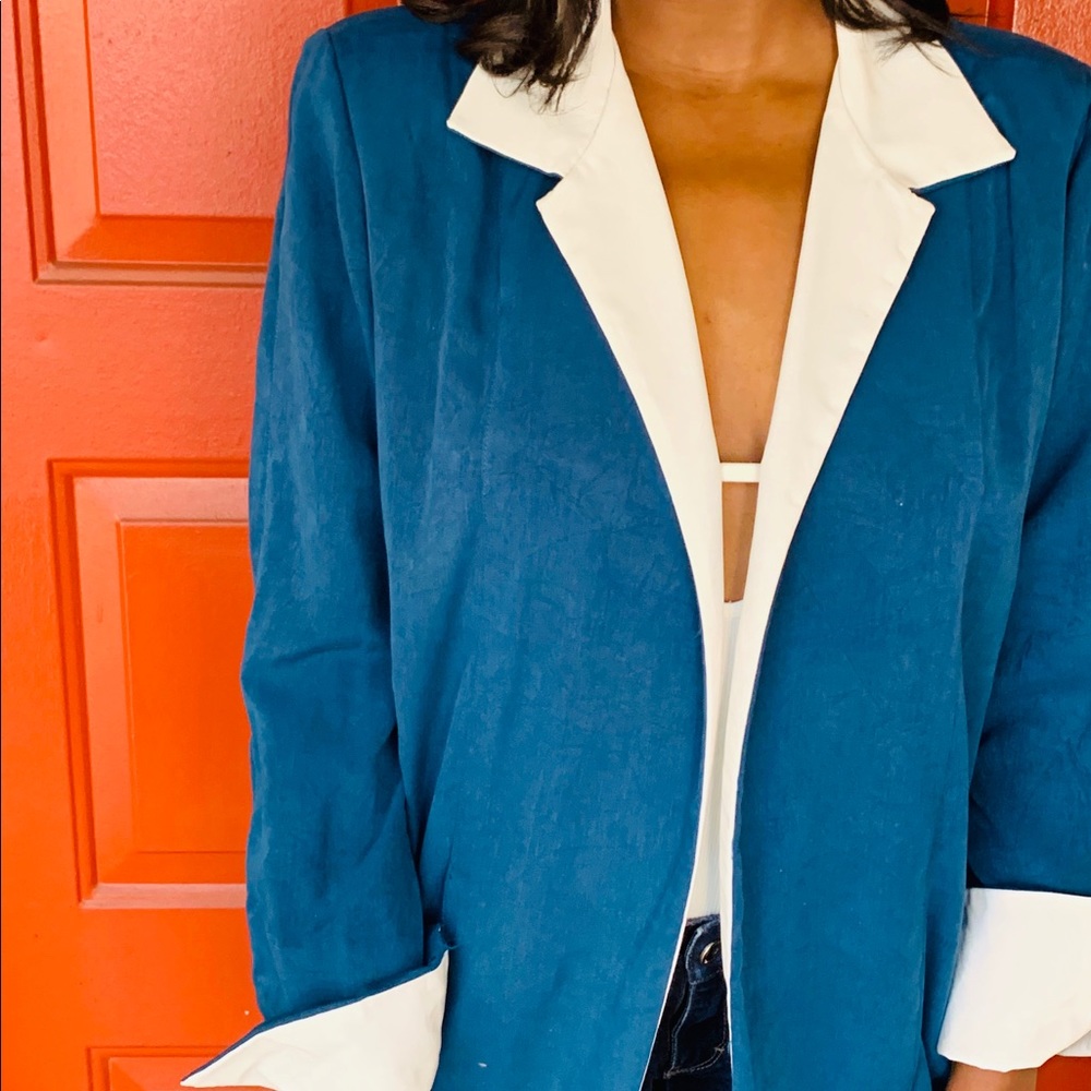 1970s Open Front Blue and White Blazer - Picture 4 of 7